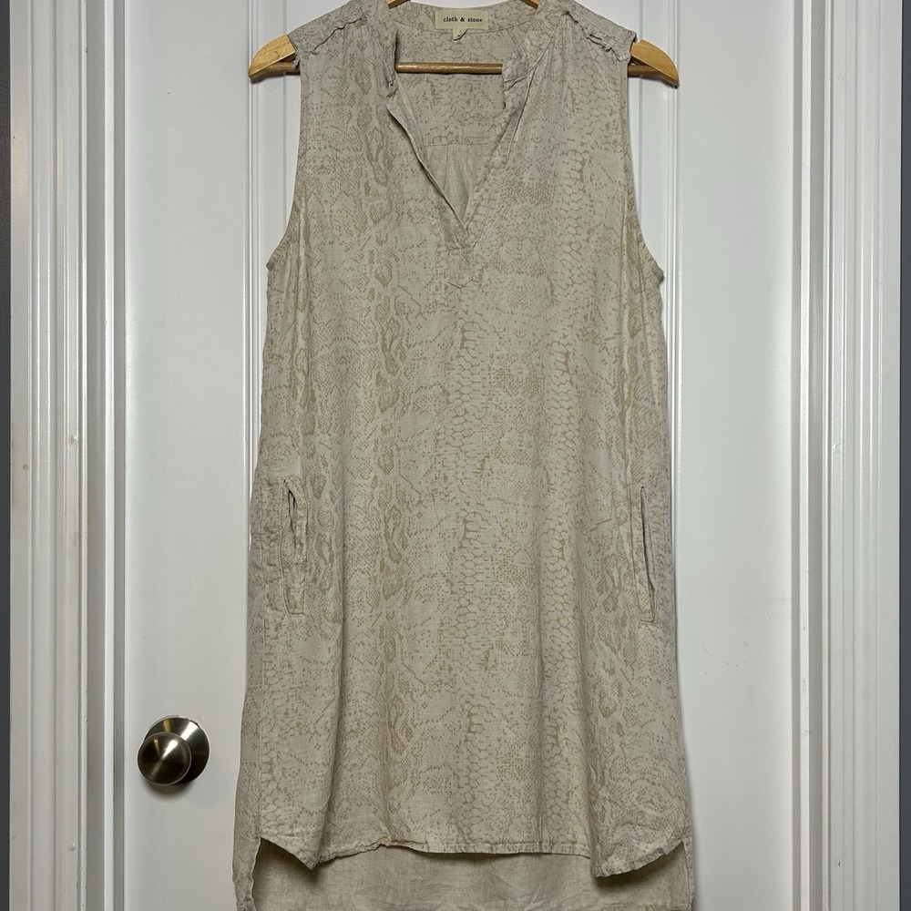 Cloth & Stone Linen Blend Biege Snake Skin Print Sleeveless High Low Shift Dress